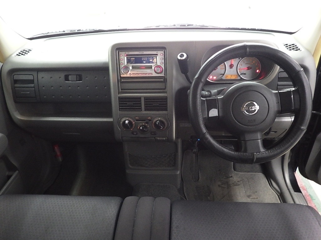 NISSAN CUBE