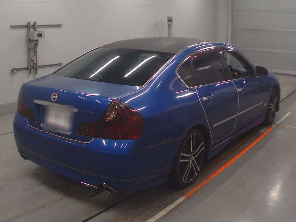 NISSAN FUGA