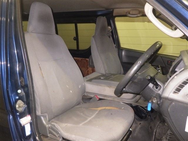 TOYOTA REGIUS ACE