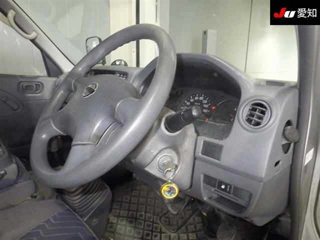 NISSAN CARAVAN