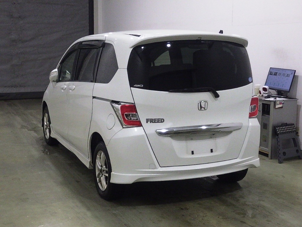 HONDA FREED
