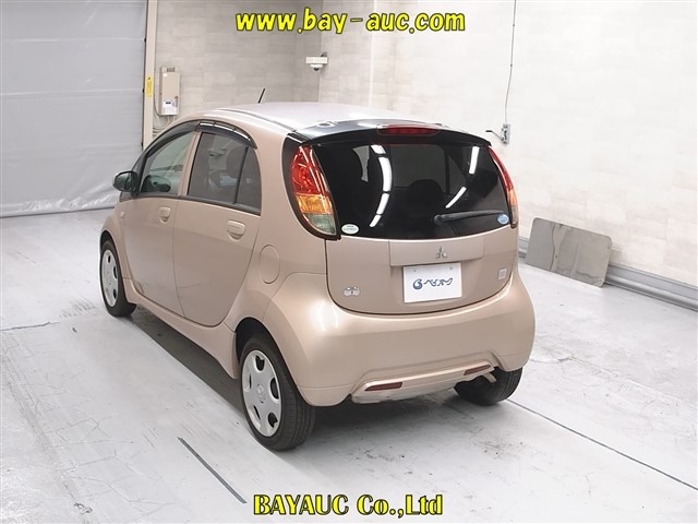 MITSUBISHI I