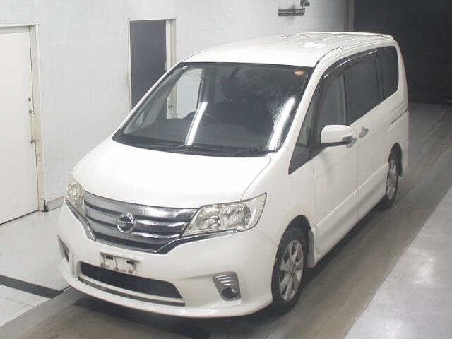 NISSAN SERENA