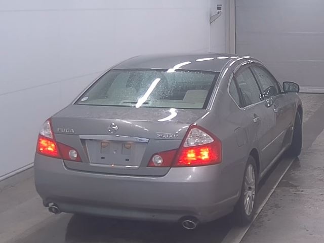 NISSAN FUGA