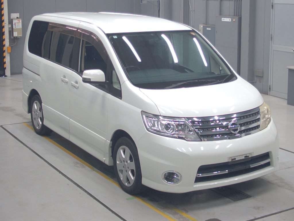NISSAN SERENA