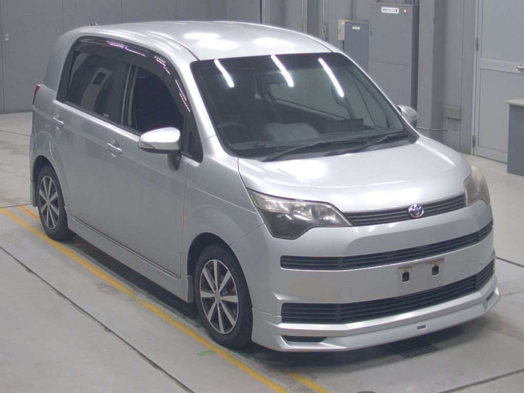 TOYOTA SPADE