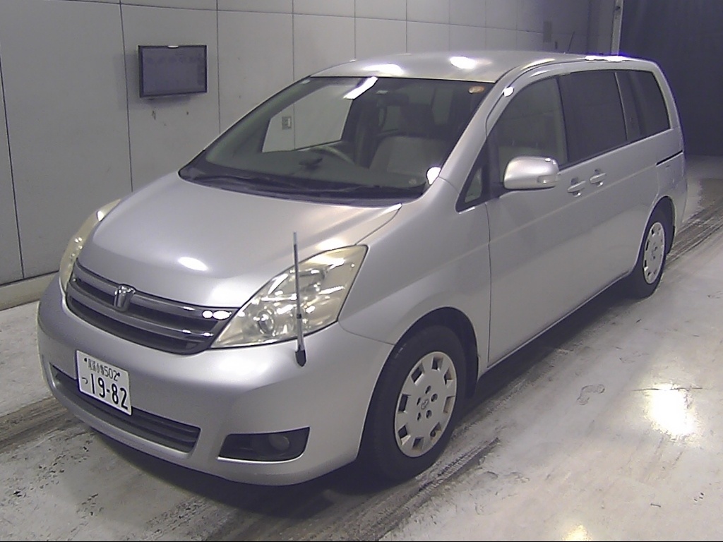 TOYOTA ISIS