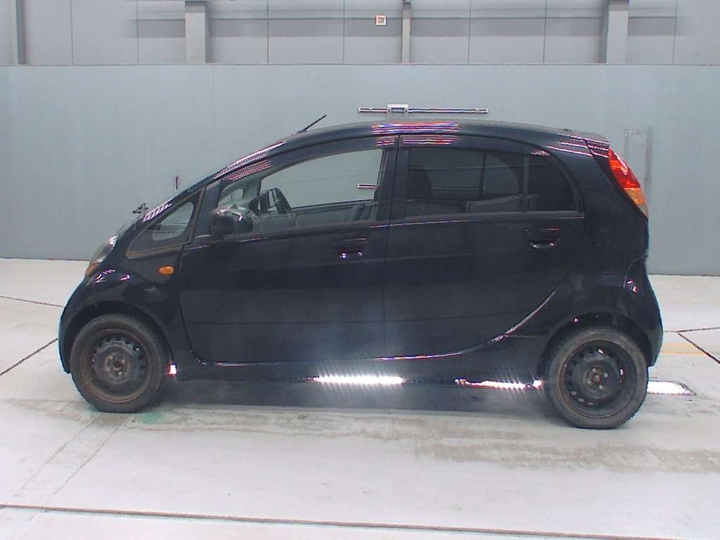 MITSUBISHI I