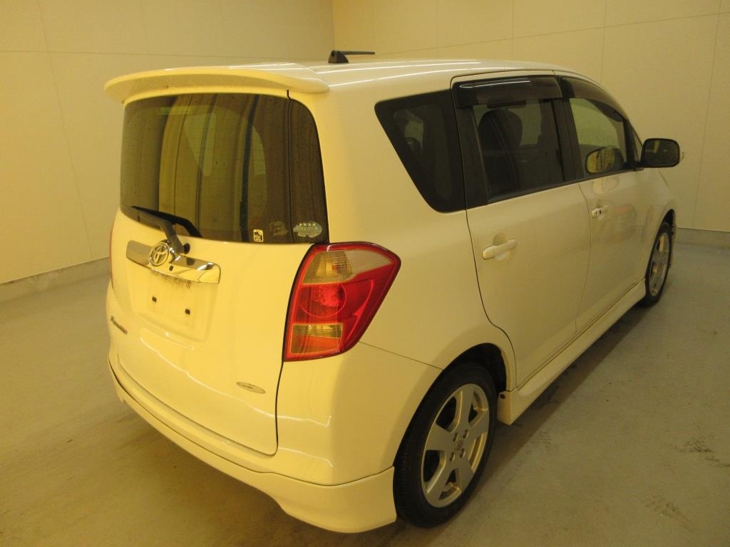 TOYOTA RACTIS