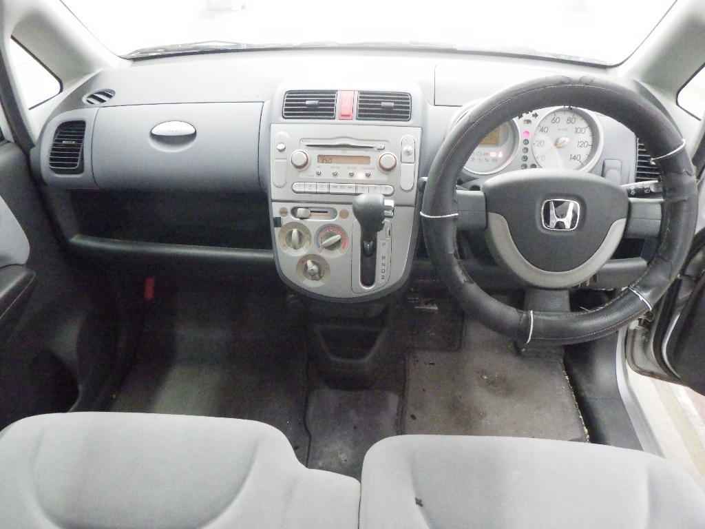 HONDA LIFE