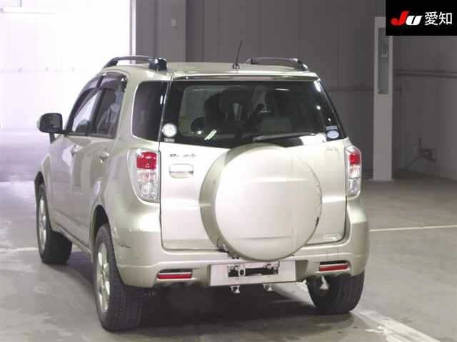 TOYOTA RUSH