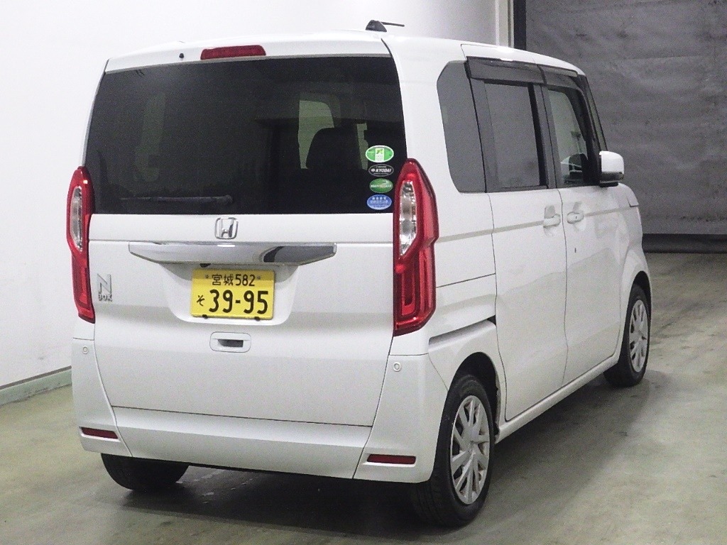 HONDA N-BOX