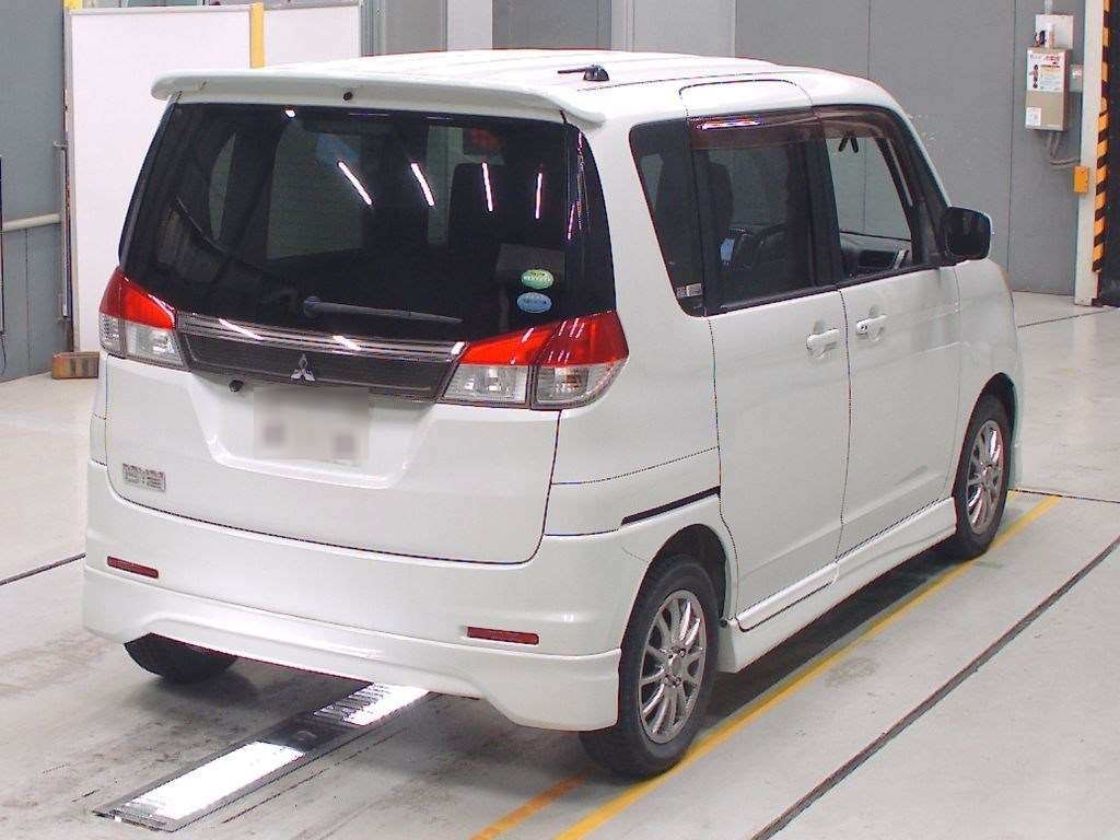 MITSUBISHI DELICA D:2