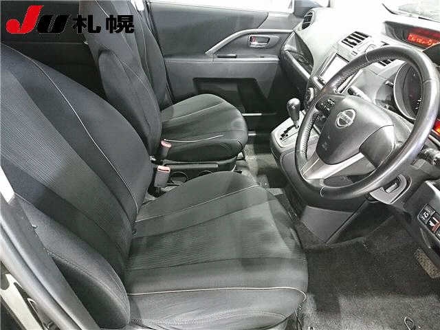 NISSAN LAFESTA