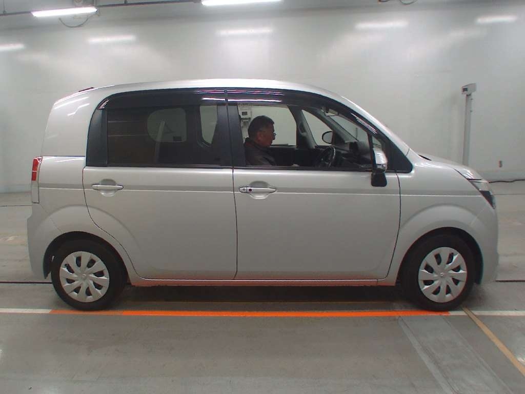 TOYOTA SPADE