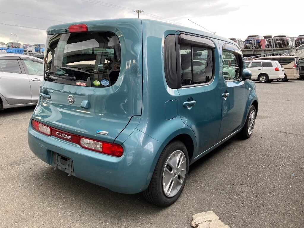 NISSAN CUBE