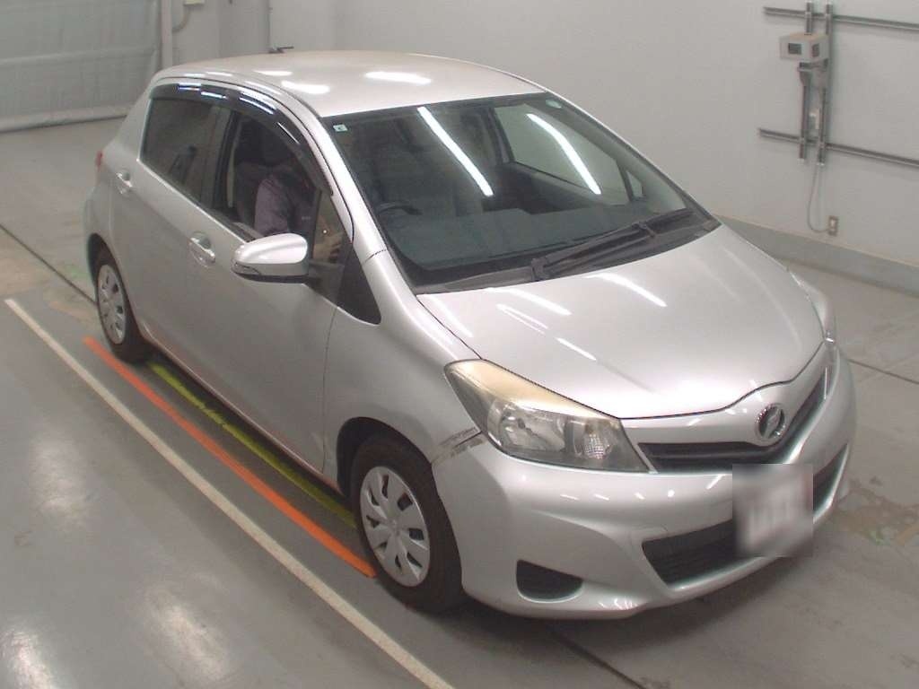 TOYOTA VITZ