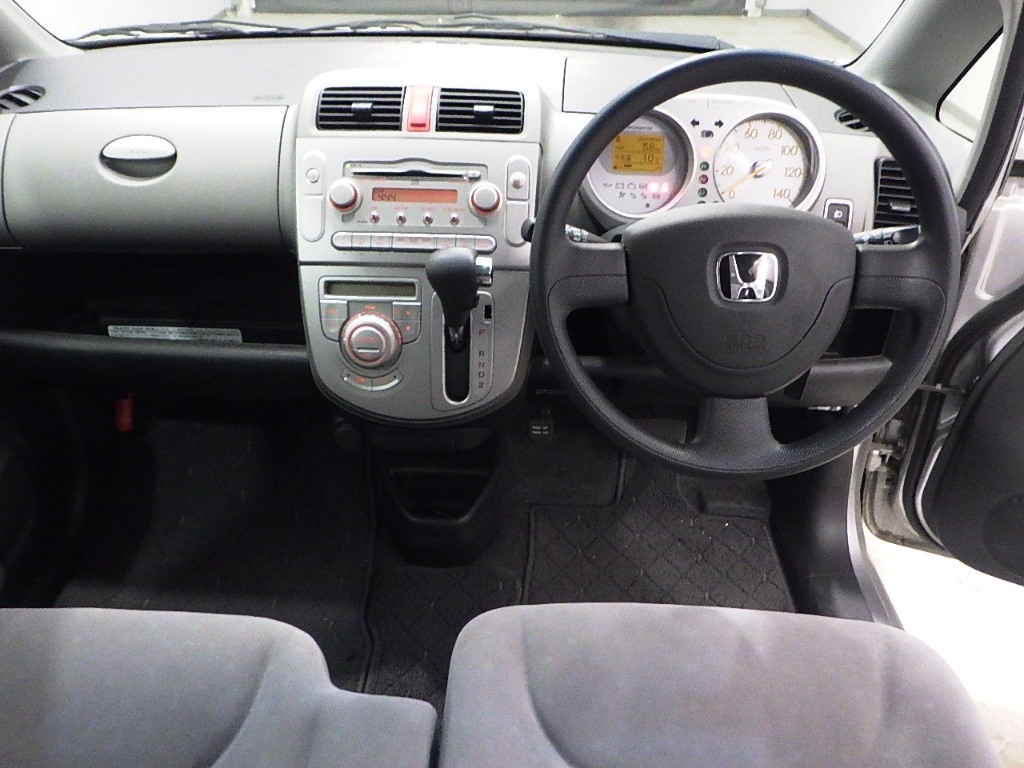 HONDA LIFE