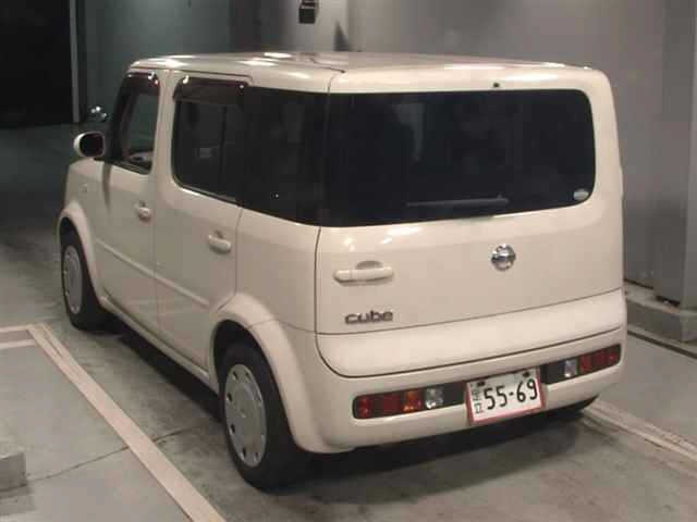 NISSAN CUBE