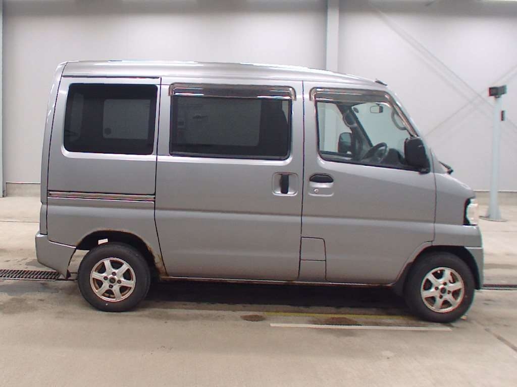 MITSUBISHI MINICAB