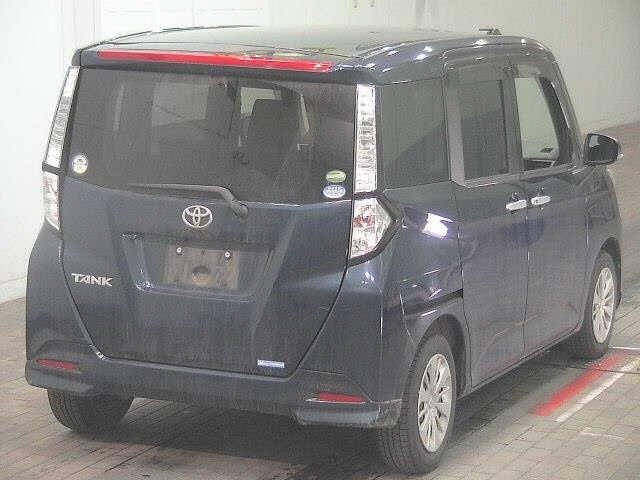 TOYOTA TANK