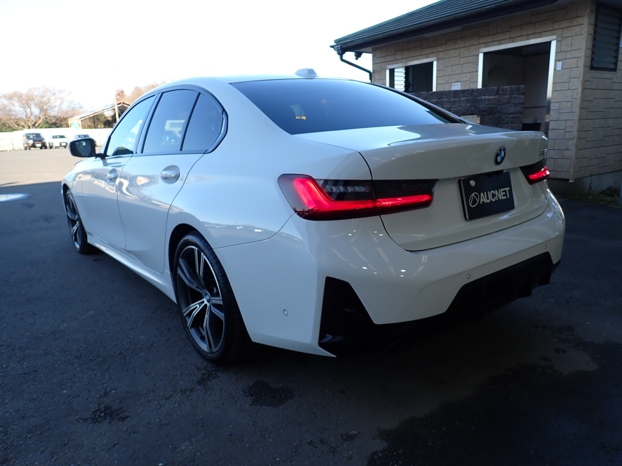 BMW 3-SERIES