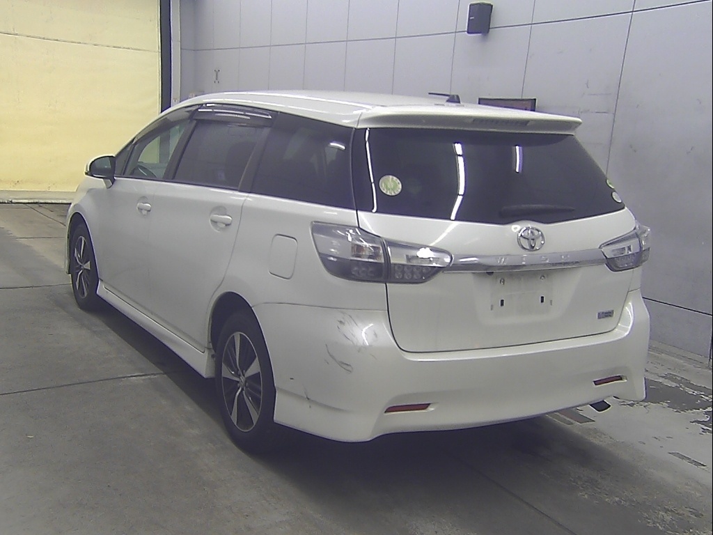 TOYOTA WISH