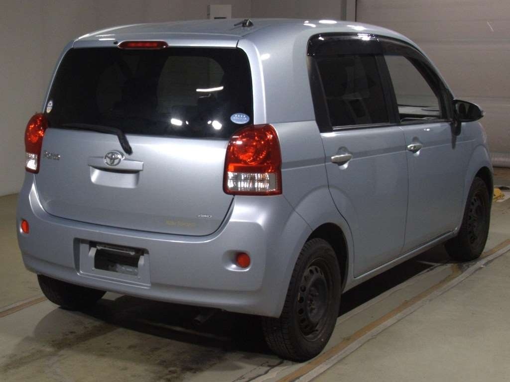 TOYOTA PORTE
