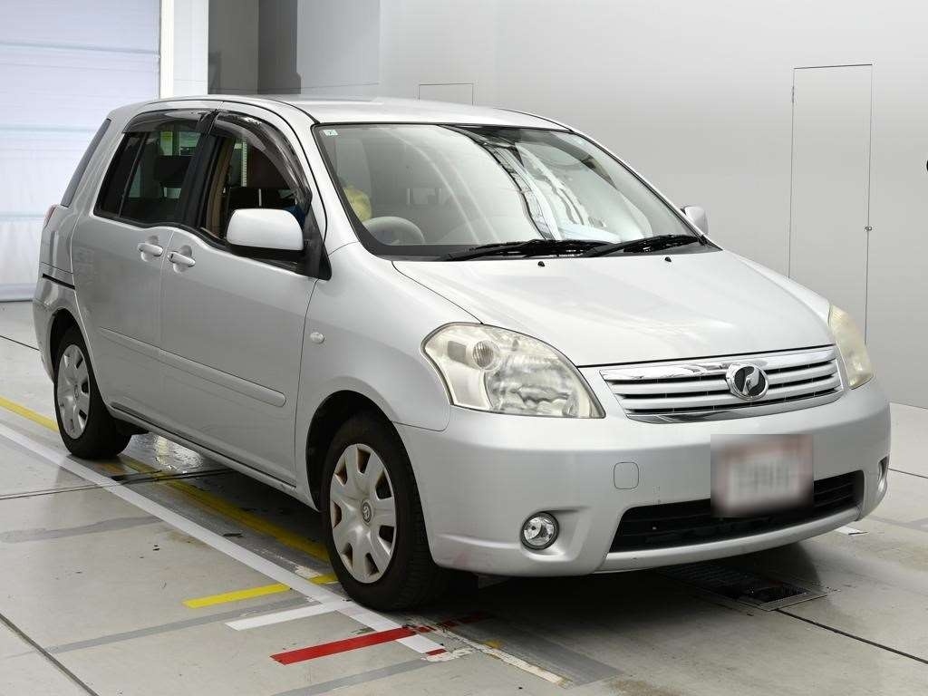 TOYOTA RAUM