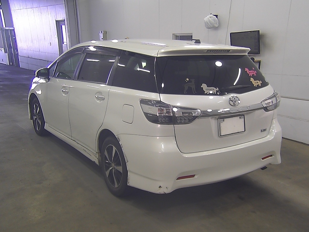 TOYOTA WISH