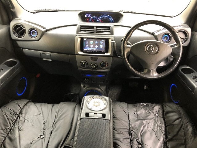 TOYOTA BB