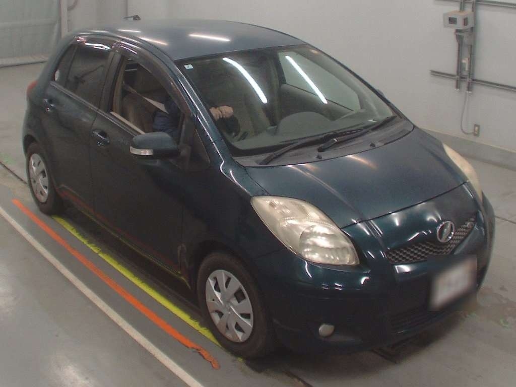 TOYOTA VITZ