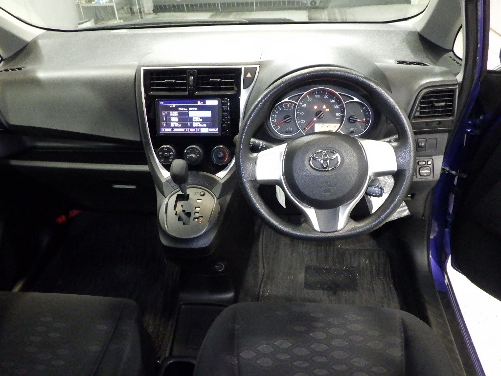 TOYOTA RACTIS