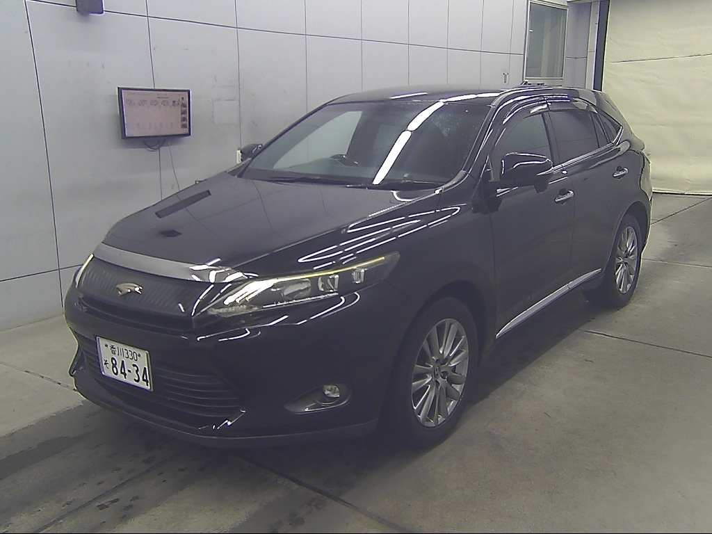 TOYOTA HARRIER