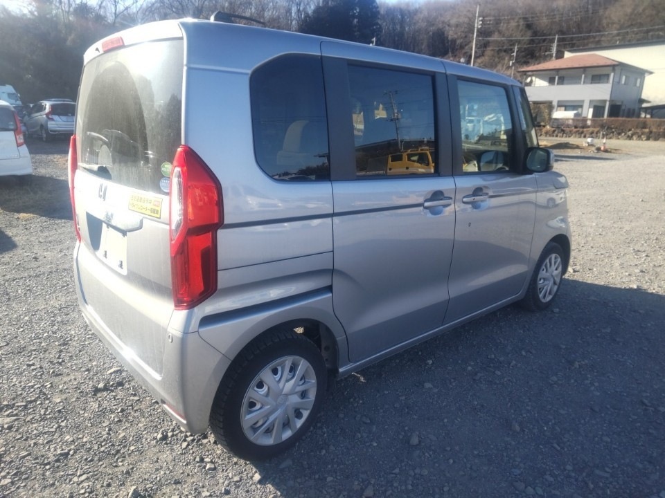 HONDA N-BOX