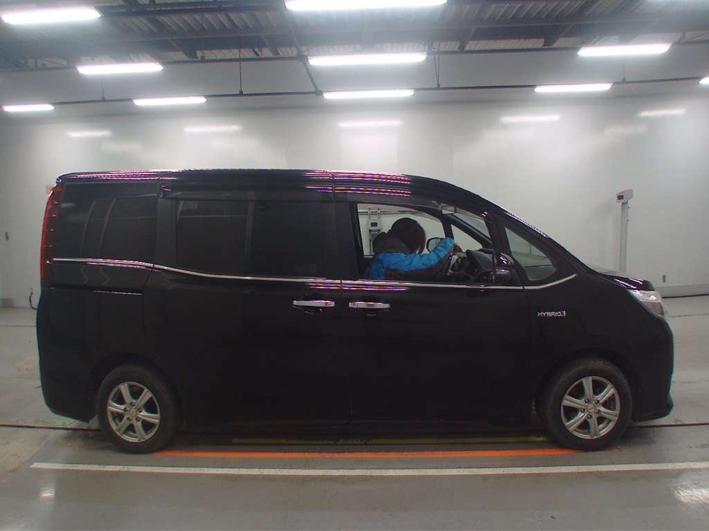 TOYOTA ESQUIRE