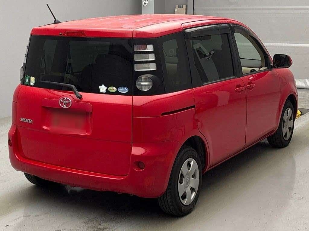 TOYOTA SIENTA
