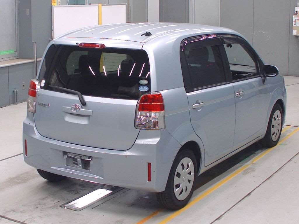 TOYOTA SPADE