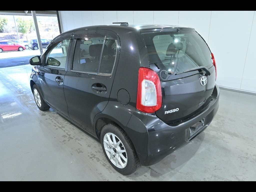 TOYOTA PASSO