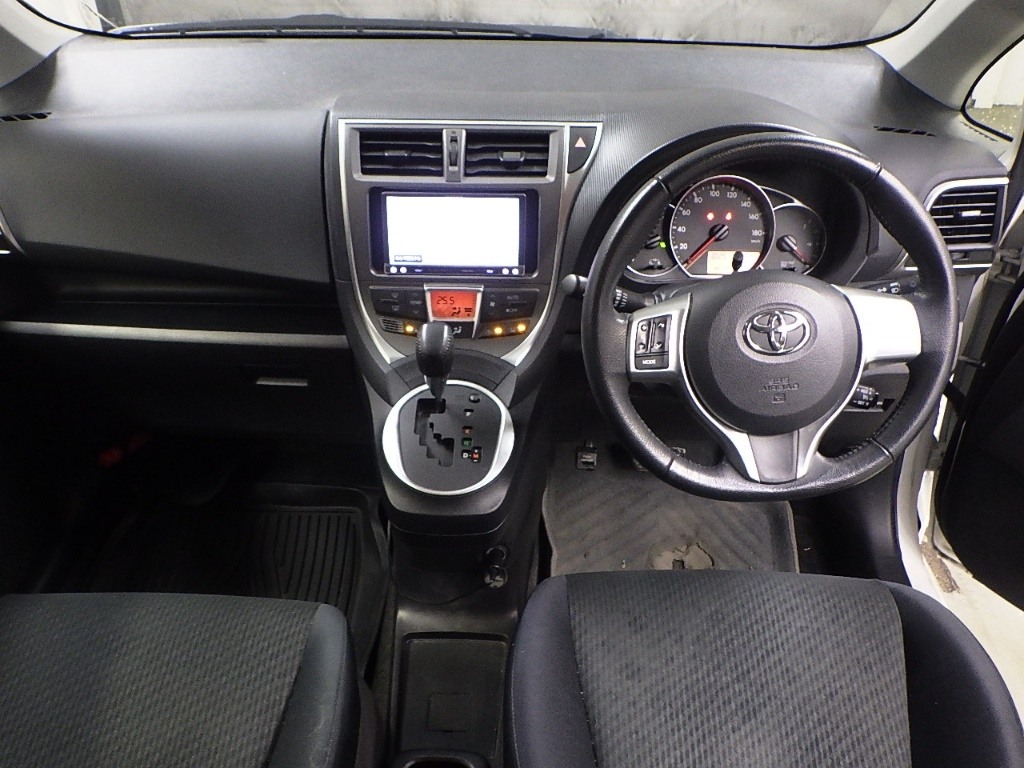TOYOTA RACTIS