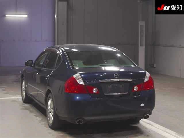 NISSAN FUGA