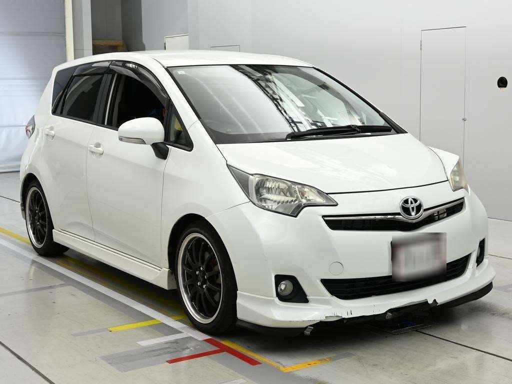 TOYOTA RACTIS