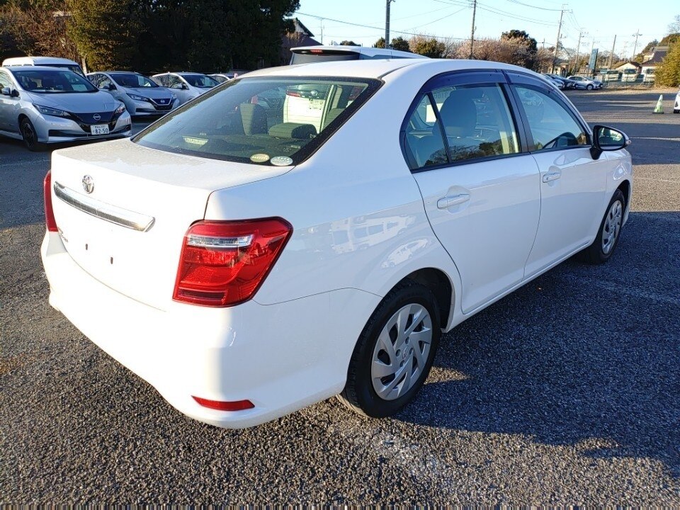 TOYOTA COROLLA AXIO