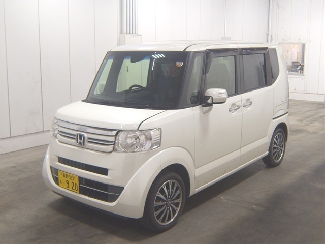 HONDA N-BOX