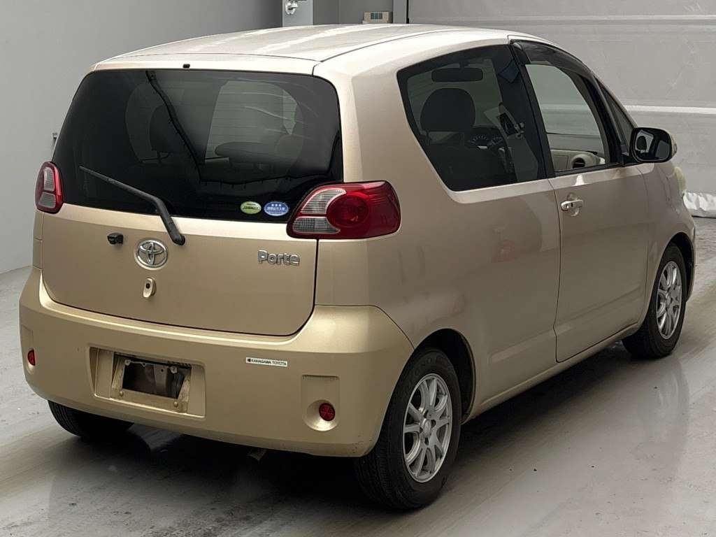 TOYOTA PORTE