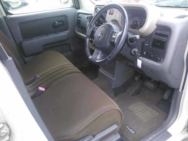 NISSAN CUBE