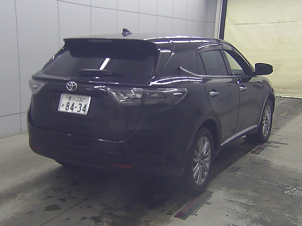 TOYOTA HARRIER
