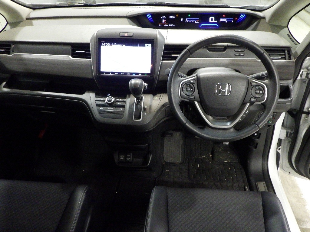 HONDA FREED+