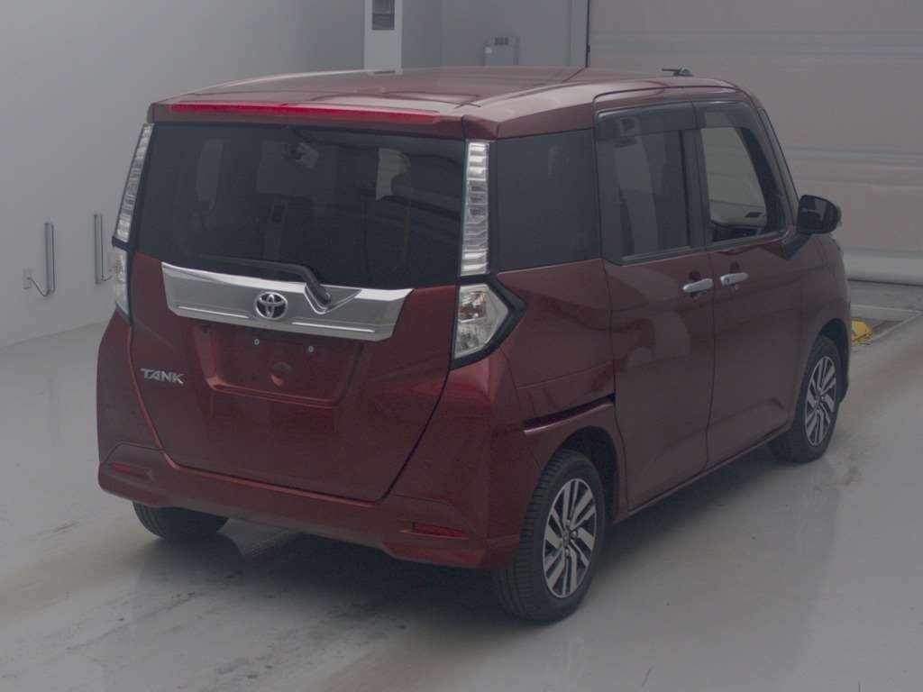 TOYOTA TANK