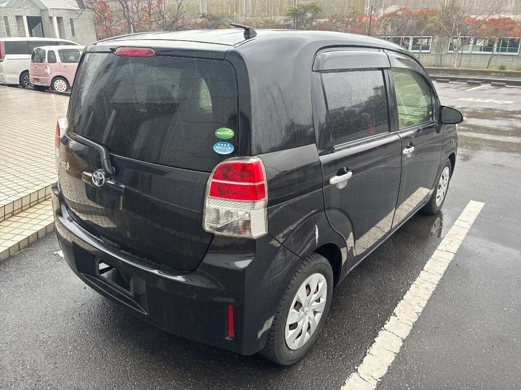 TOYOTA SPADE